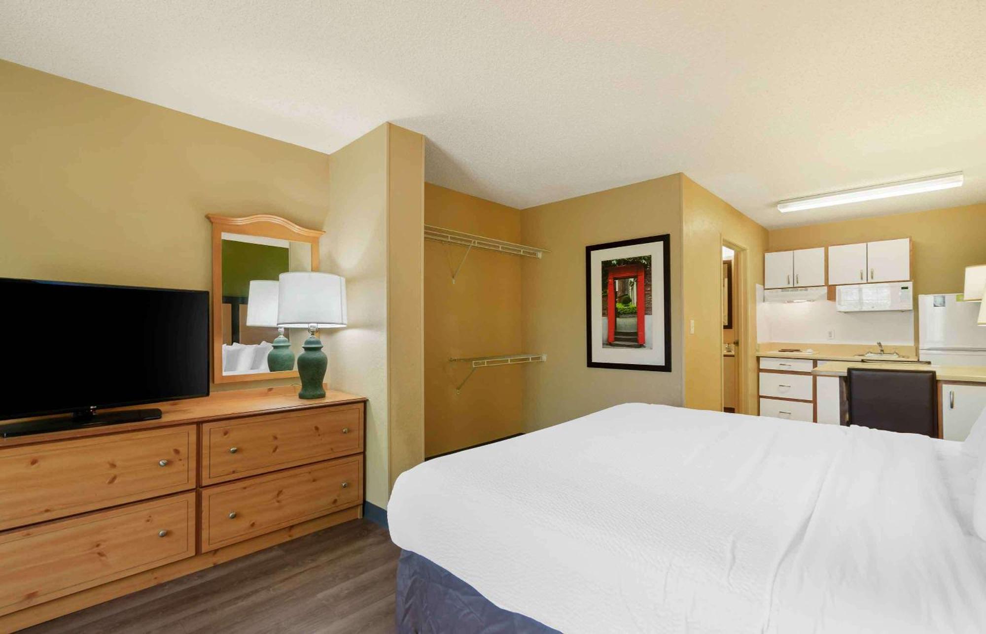 Extended Stay America Suites - Clearwater - Carillon Park Exterior photo